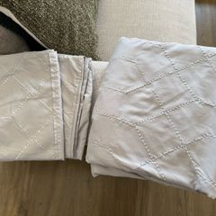 Grey king size duvet cover set in great condition