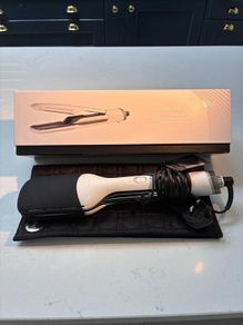 Hair straighteners
