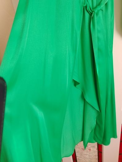 Ladies Dresses 8/10