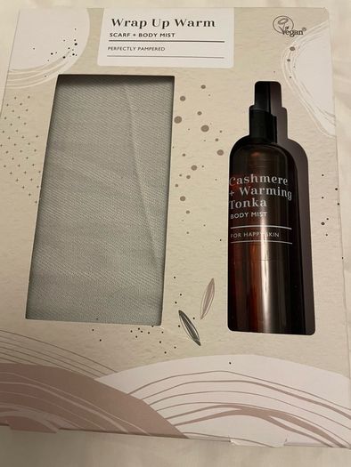 Lovely Pamper Gift Set