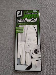 Golf glove (women's medium)