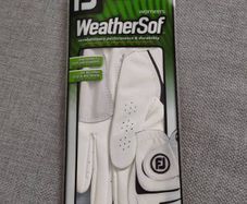 Golf glove (women's medium)