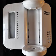 Tommee Tippee bottle maker formula machine