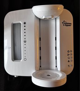 Tommee Tippee bottle maker formula machine
