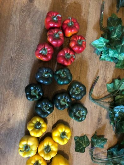 Quality Display Ivy, fruit & vegetables, kitchen decor or wedding  ivy floral  decor