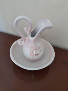 VIntage jug & bowl set in pale pink