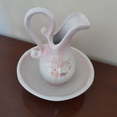 VIntage jug & bowl set in pale pink