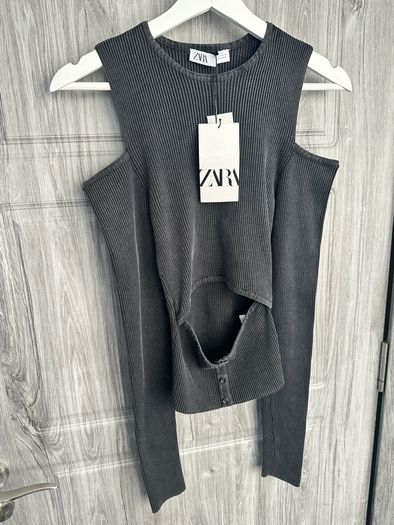 Bnwt Zara Top - M