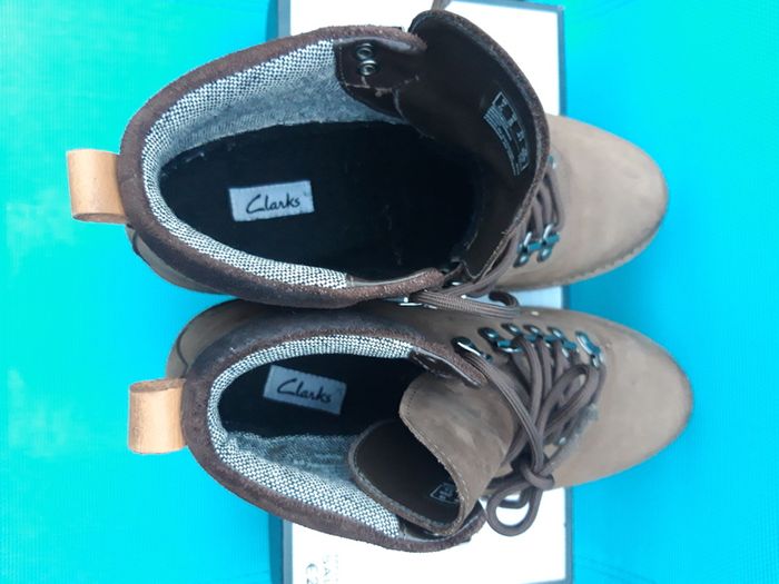 Boots Clarks