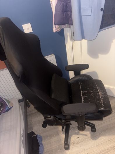 gaming chair