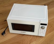 BOSCH Microwave Series 2 Freestanding FFL023MW0B