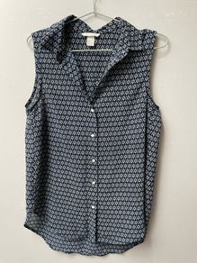 Bundle of sleeveless tops