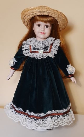 9 x  Porcelain dolls