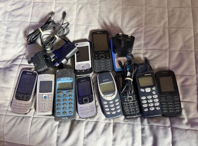 Retro Cellphone Joblot