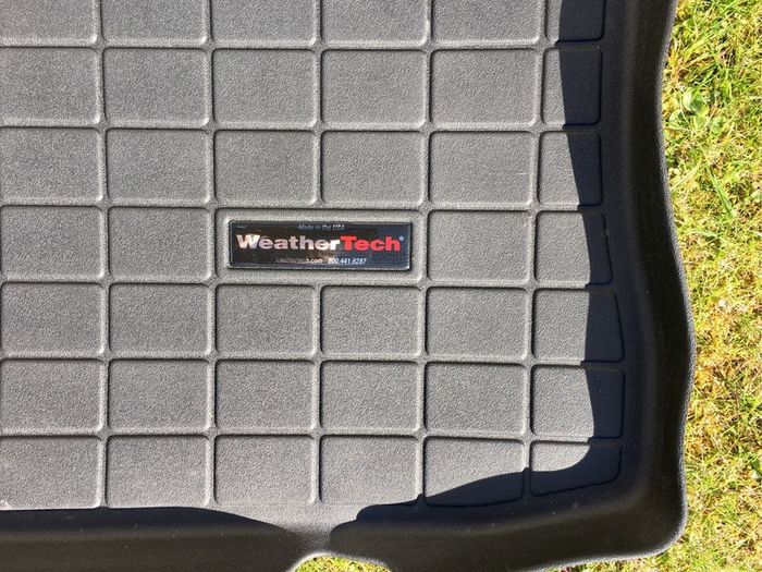 BMW G30 5 series boot liner