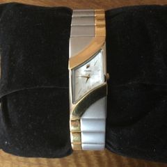 Watches - Ladies Pulsar Quartz.