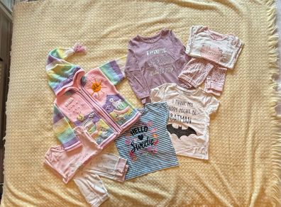 Bundle of girls clothes age 2-3