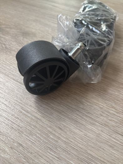 Gaming chair wheels