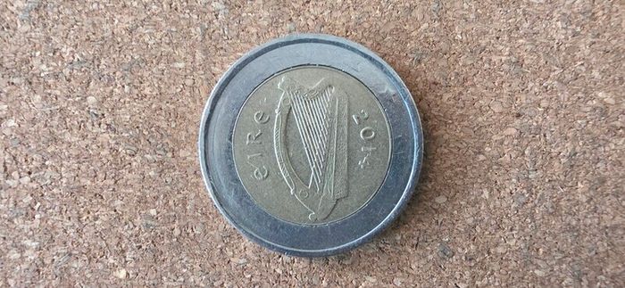 2 euro coin