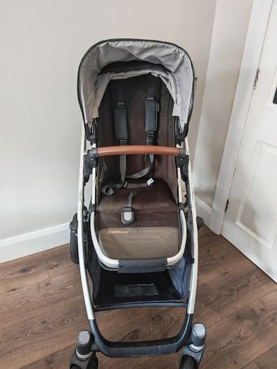 Uppababy Vista V2