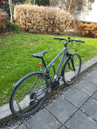 Merida Hybrid Bike for Sale  Great Condition!