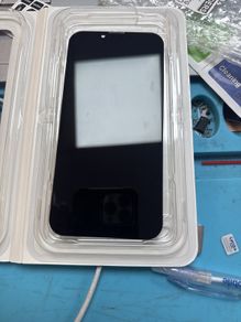 iPhone 13 LCD screen