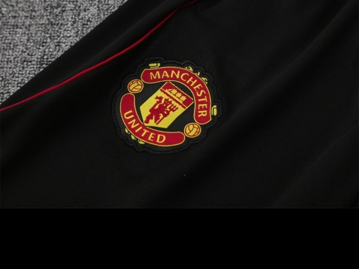 manchester united tracksuit