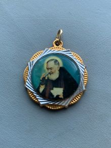 Padre Pio Relic