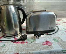 Toaster &Kettle perfect condition