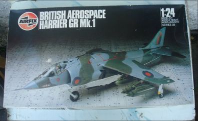 Vintage Airfix British Aerospace Harrier GR MK.1 - 1:24 Scale