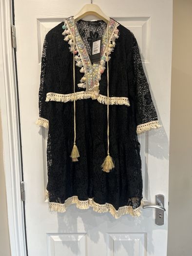 lace dress