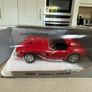 Ferrari Testarossa 250 Scale 1/24 Ford Dealer Burago Image 10