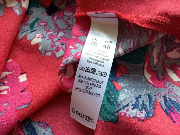 George Ladies deep pink floral long sleeve blouse size 20 includes Postage