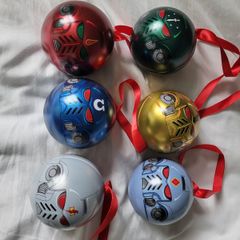 Games Workshop Warhammer 40k Space Marines Christmas baubes, Christmas ornaments