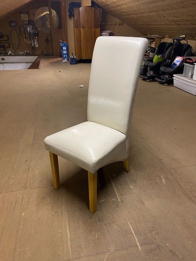 dining room chairs