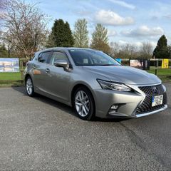 Lexus CT 200 h     L.