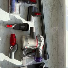 Dyson V8 Absolute + Dyson + Eupy g30