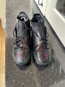 Nike Phantom size 3