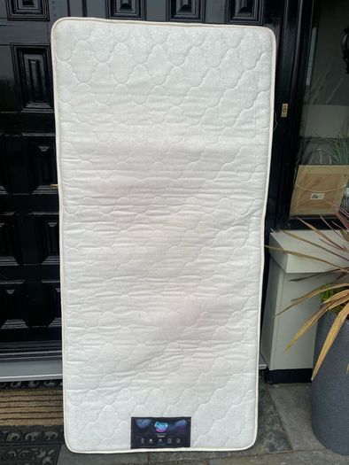 Very Clean Medium Thick Single Mattress - Can Deliver