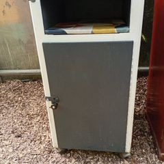 Vintage cabinet
