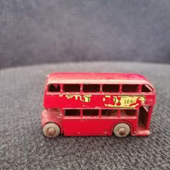 Vintage Matchbox No. 5 London Transport Bus
