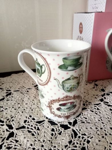 Tea Time Milk Jug and Mugs