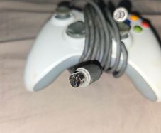 Genuine official Microsoft xbox 360 controller