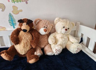 Teddy bears