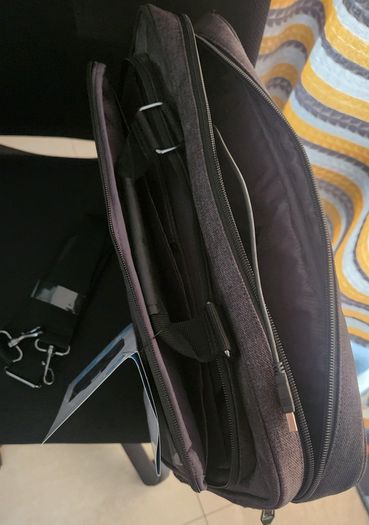 HP Executive Top Load Laptop Bag 15.6" - Grey - Brand new