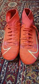Football shoes