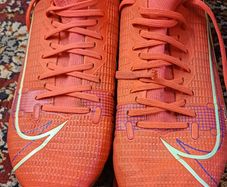 Football shoes