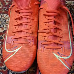 Football shoes