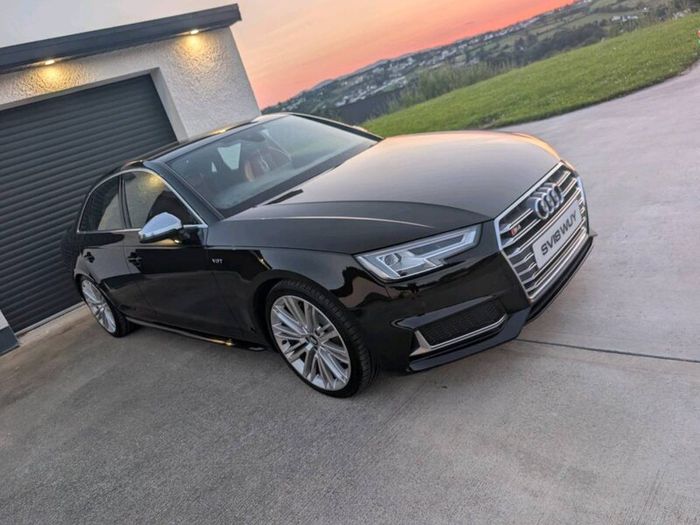 Audi s4 b9
