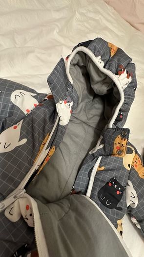 Super Thick Baby Snow Suits x2. Size 0-12 months convertible